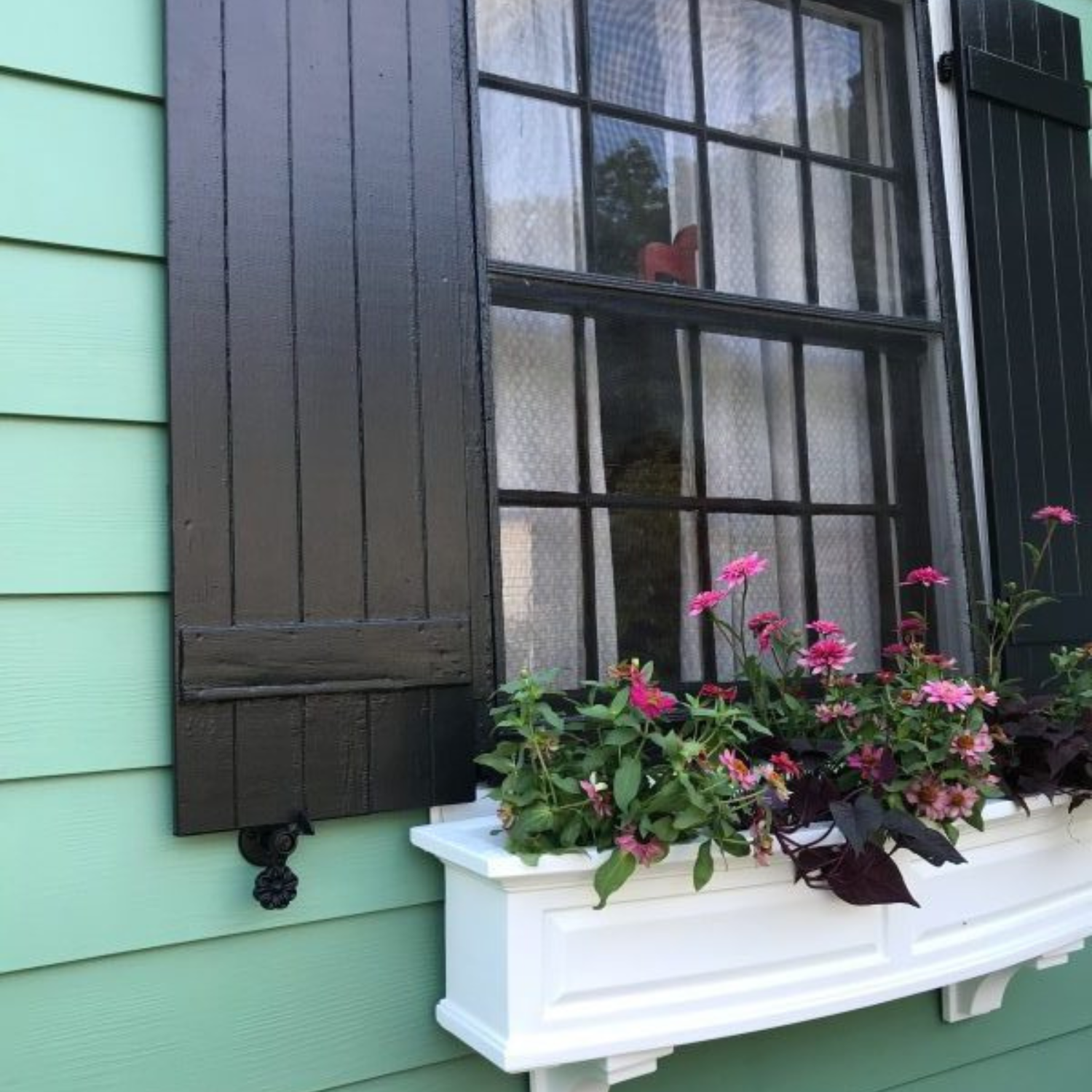 Flower with Post | 1 Pair